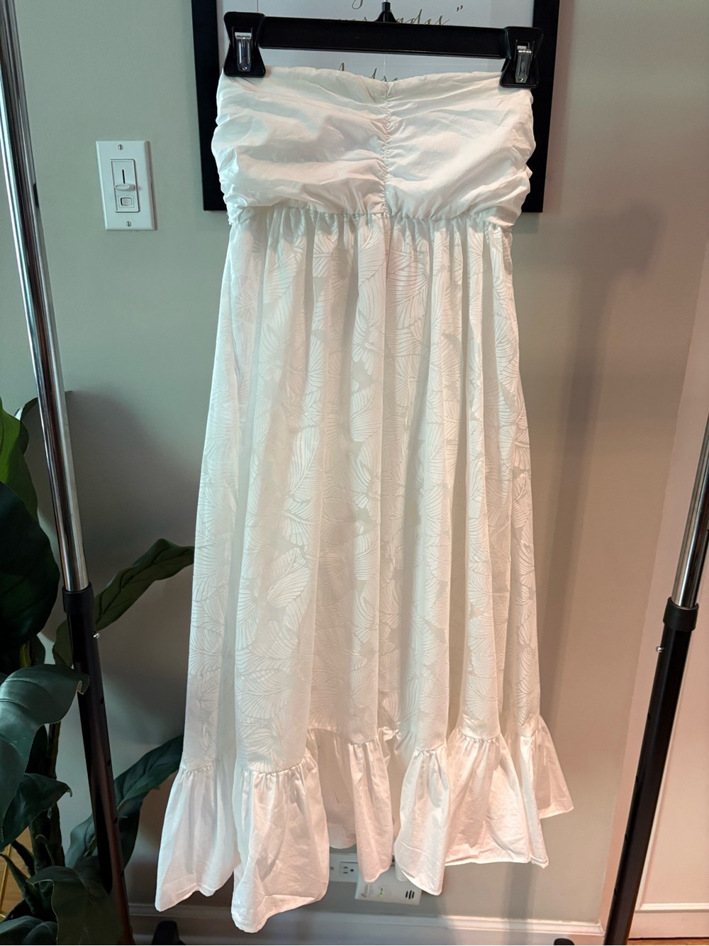 Island Company White Strapless Ruffle-Hem Maxi Dress - Size S